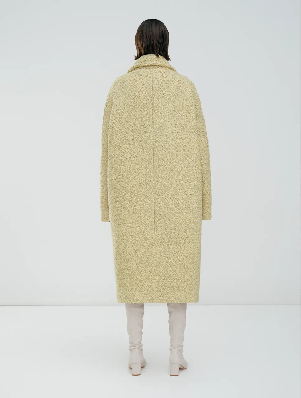 BUCKLED WOOL COAT