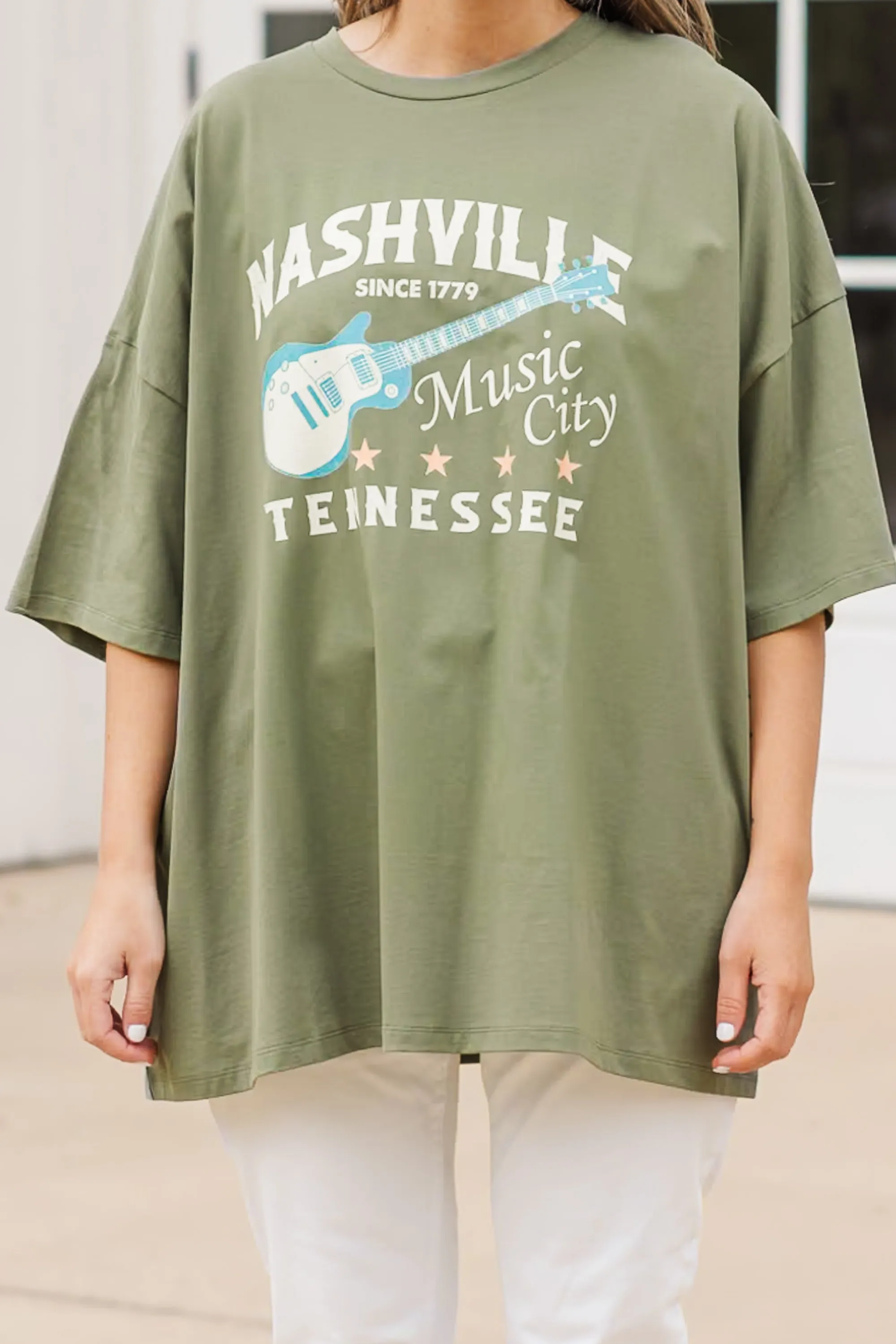 In Music City Boyfriend Tee, Moss