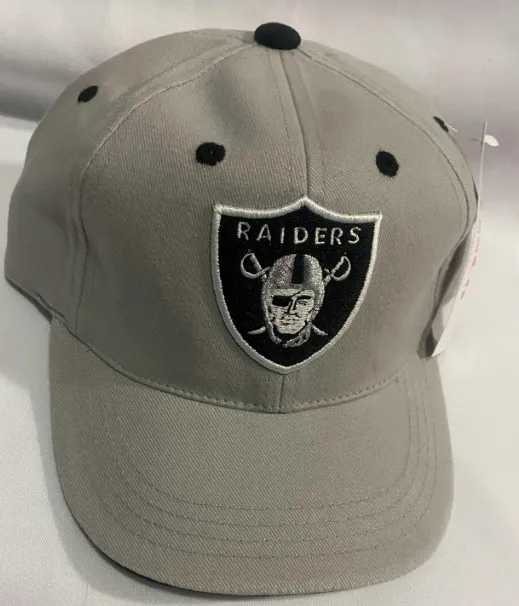 Las Vegas Raiders NFL Team Apparel - Youth Size Run