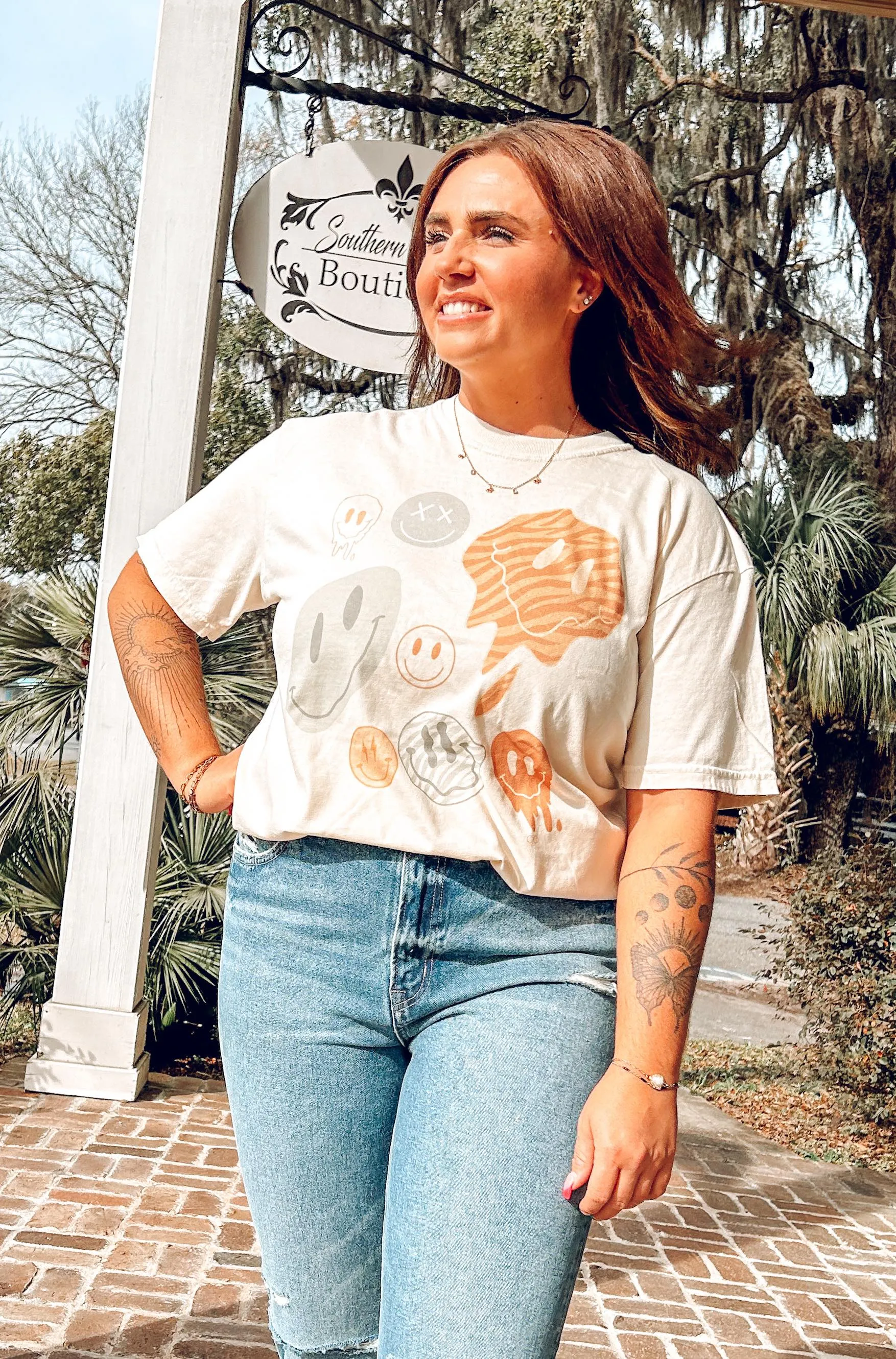 Melted Happy Tee | Oat