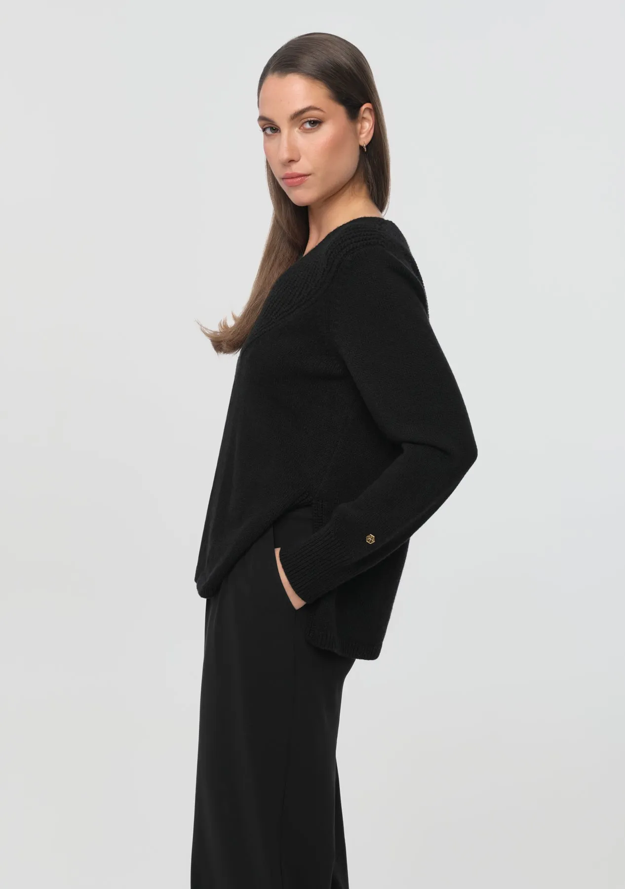 NEROLA Merino Cashmere Sweater black