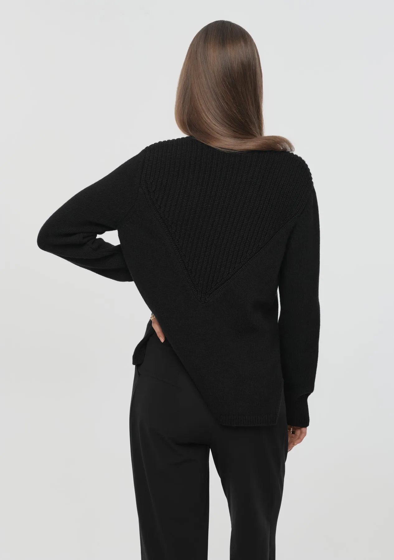 NEROLA Merino Cashmere Sweater black