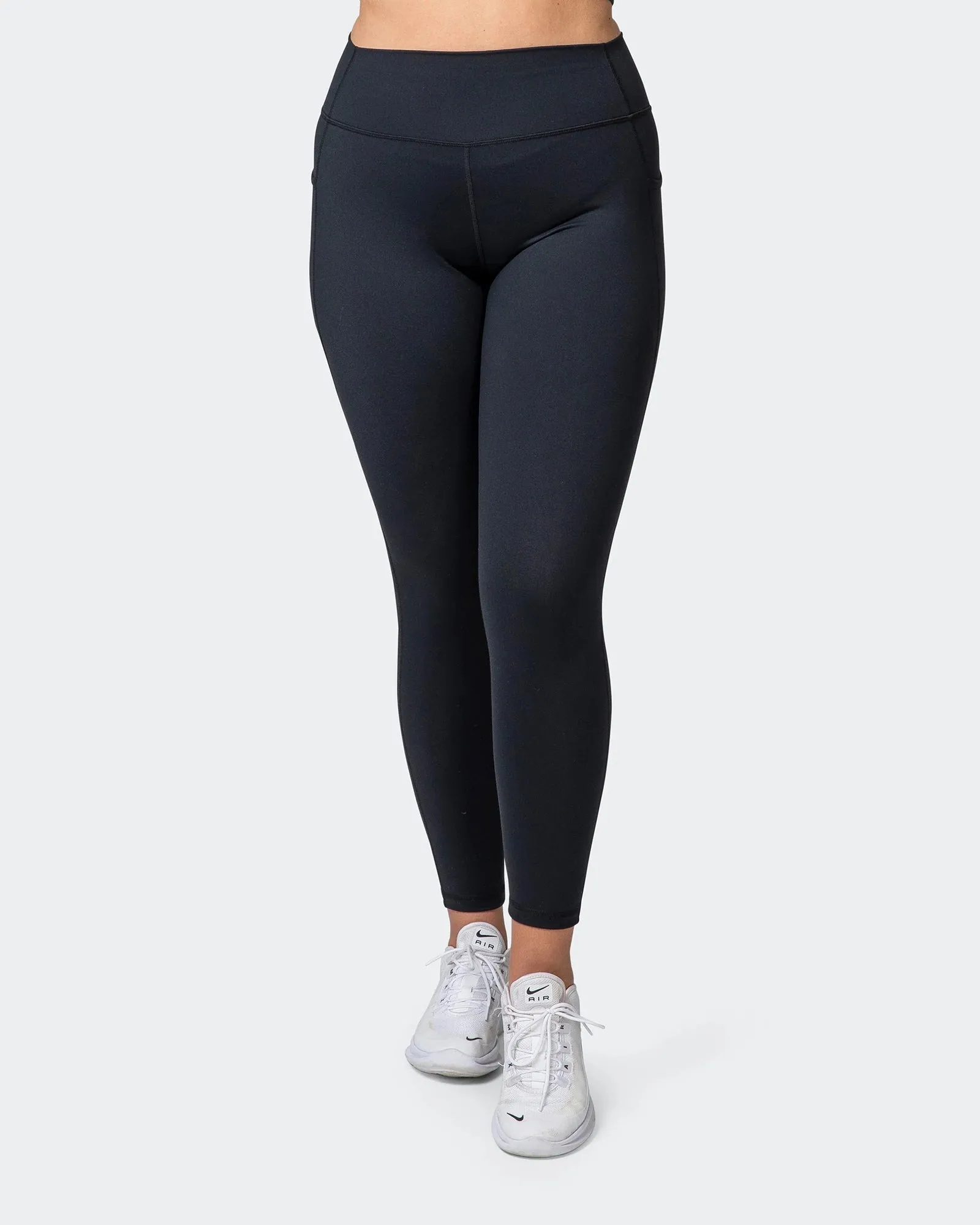 SIGNATURE POCKET ANKLE LENGTH LEGGINGS Black