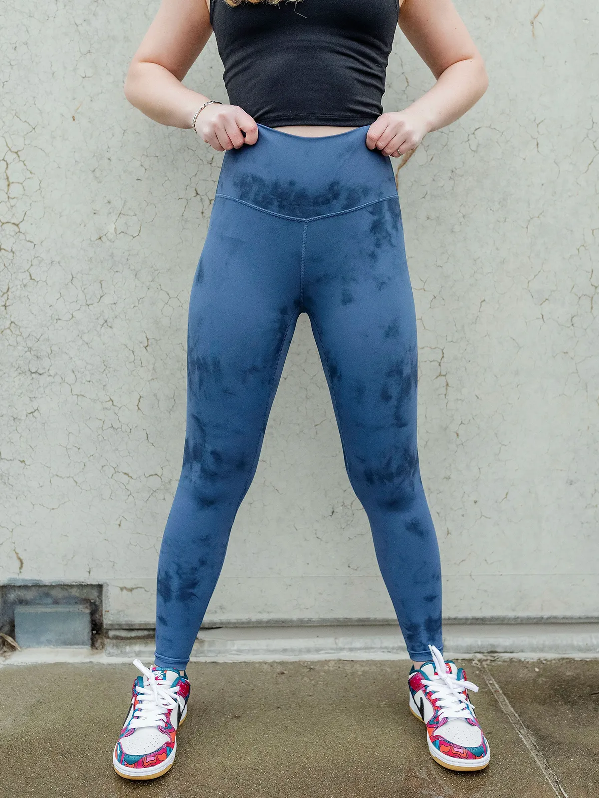 The Melle Blue Tie Dye Legging