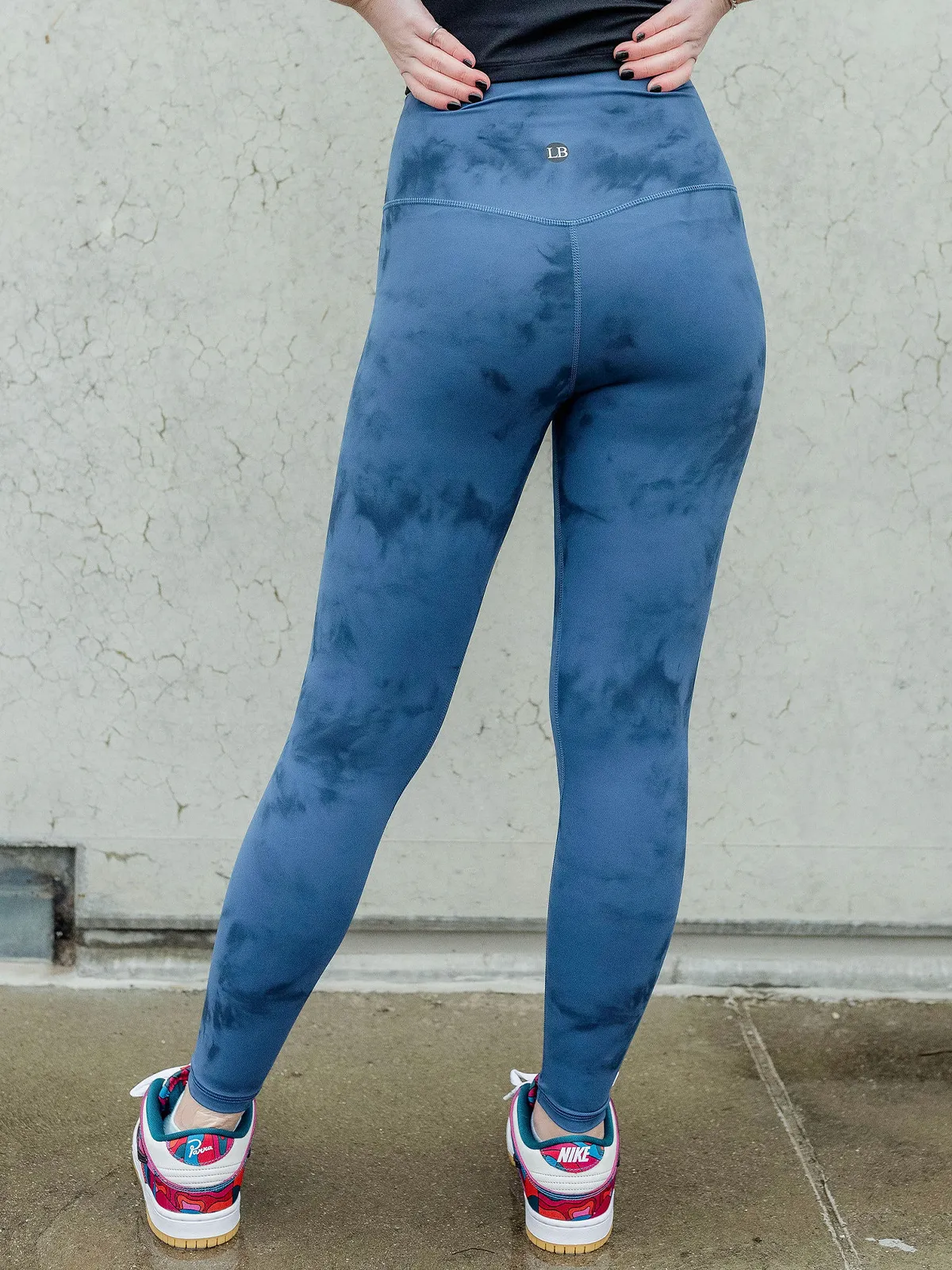 The Melle Blue Tie Dye Legging