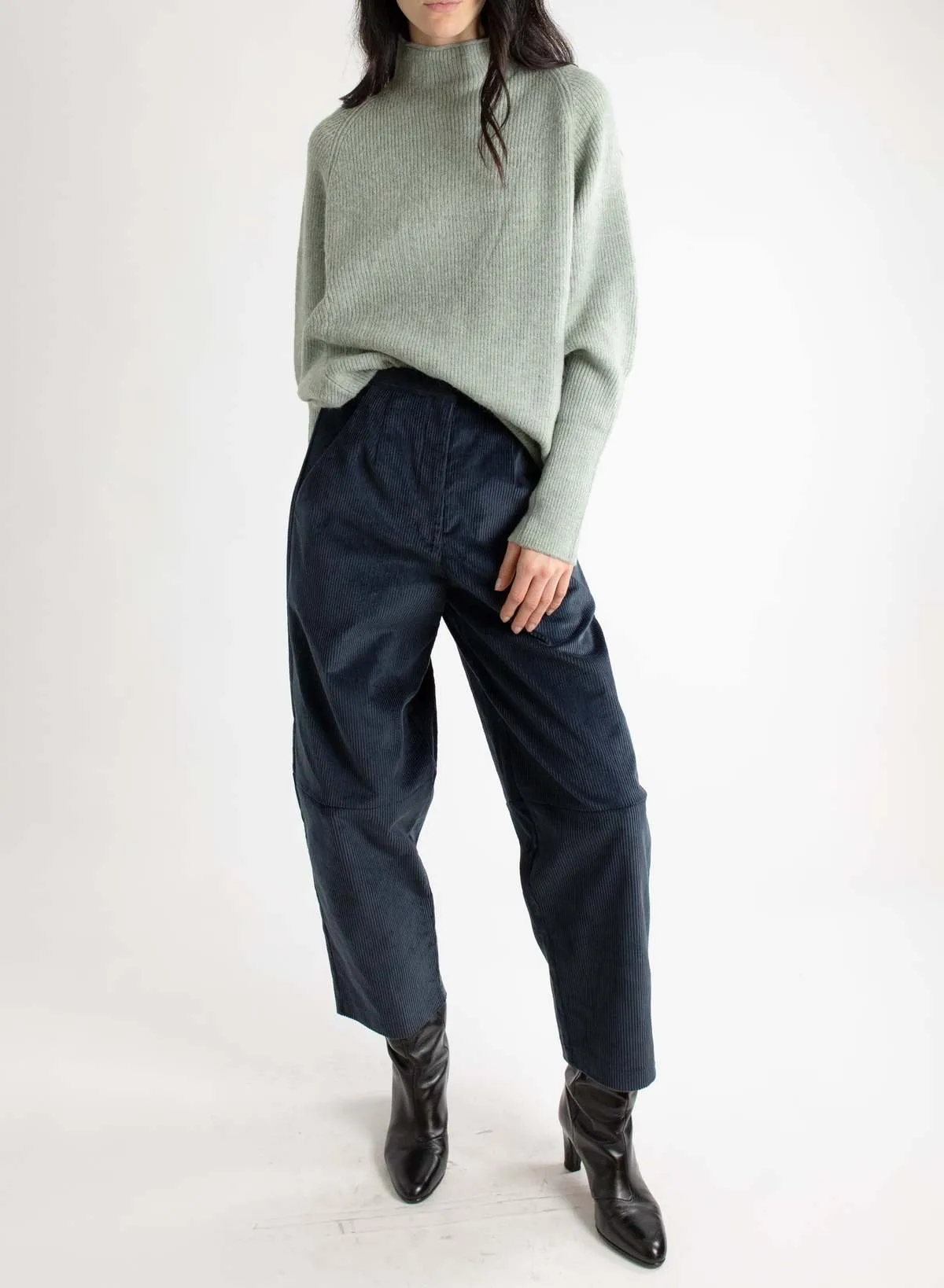 Triangle Pant - Navy Corduroy