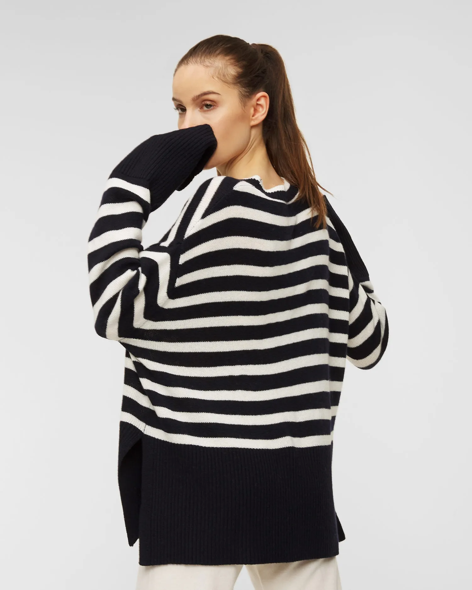 Woolen sweater Allude 23217091-14-40